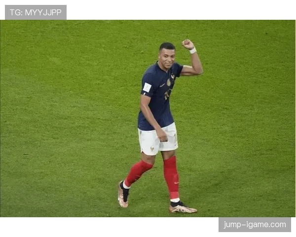 阿森西奥盘带炫技引爆全场,出色表现引球迷热议 阿森西奥盘带炫技引爆全场,出色表现引球迷热议