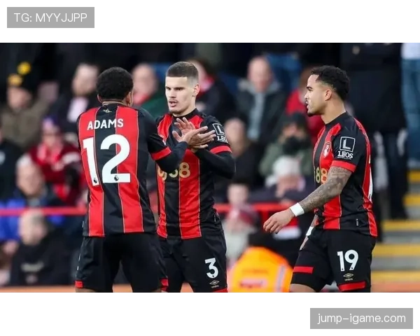 多米尼克·索兰克闪耀英超,助伯恩茅斯斩获关键胜利状态回暖 多米尼克·索兰克闪耀英超,助伯恩茅斯斩获关键胜利状态回暖