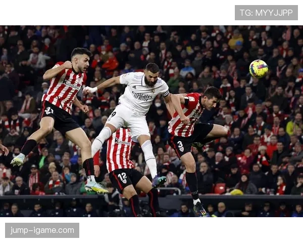 毕尔巴鄂竞技在新时代中焕发新生,持续提升团队凝聚力与足球精神 毕尔巴鄂竞技在新时代中焕发新生,持续提升团队凝聚力与足球精神