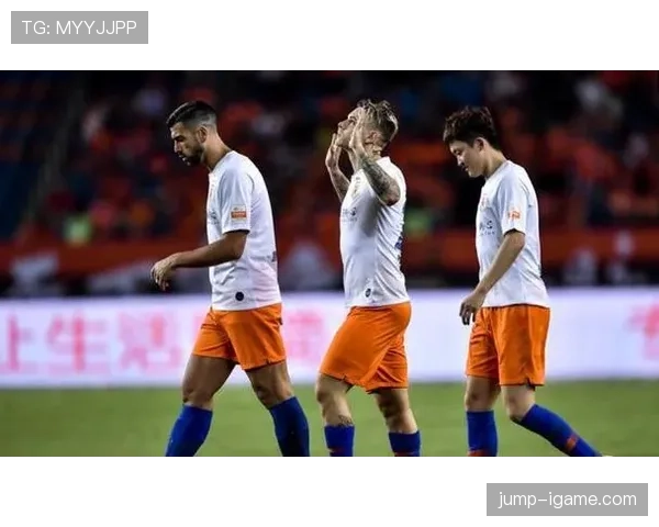 霍村防线近期表现稳健,防守端持续保持稳定 霍村防线近期表现稳健,防守端持续保持稳定